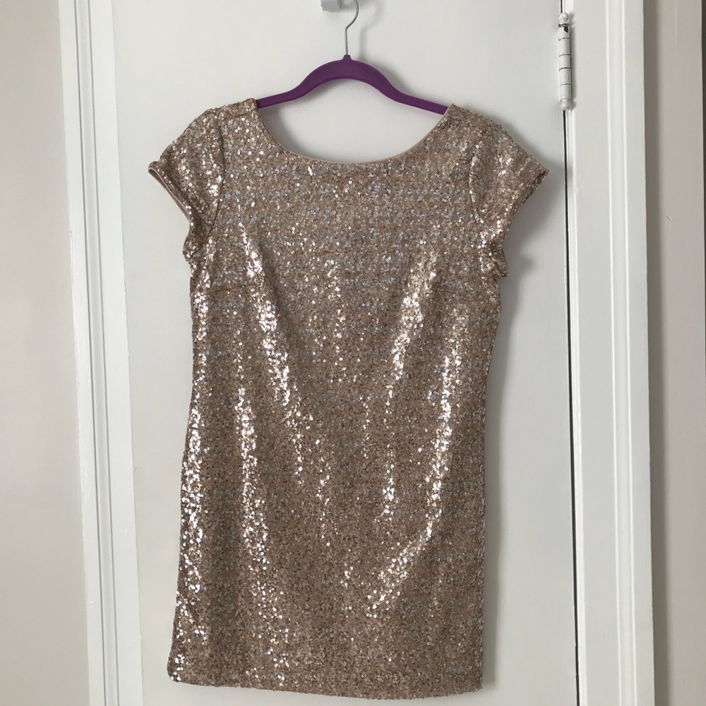 Gold sequins party dress